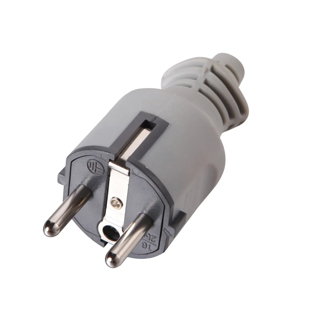 Spina Schuko 16A in Gomma – Resistente, Sicura e Ideale per Ambienti Ad Alta Sollecitazione